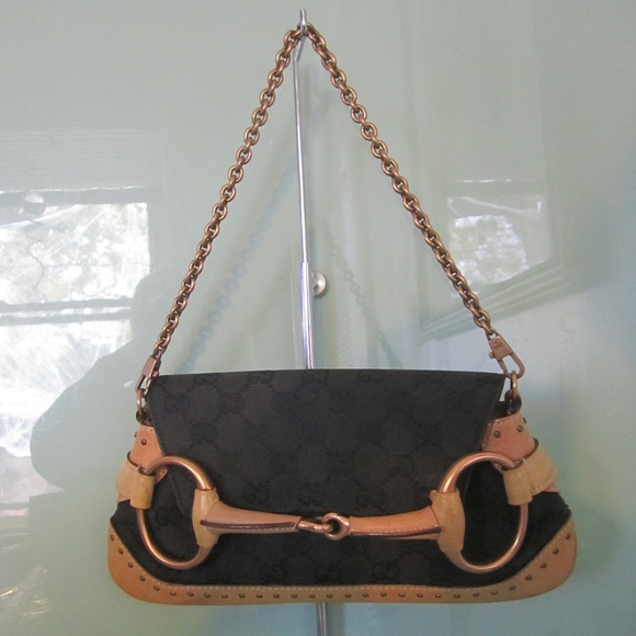 Gucci Handbags - Gucci  Horsebit bag Vintage "GG" Logo EUC. SOLD
